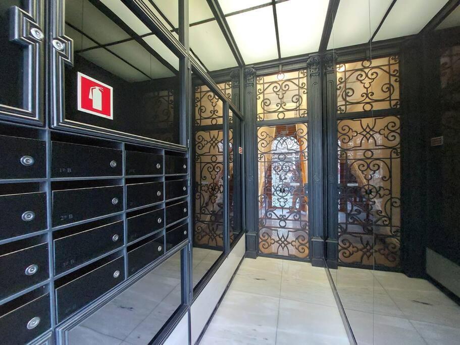 Dream On - Clerigos Tower Appartement Porto Buitenkant foto